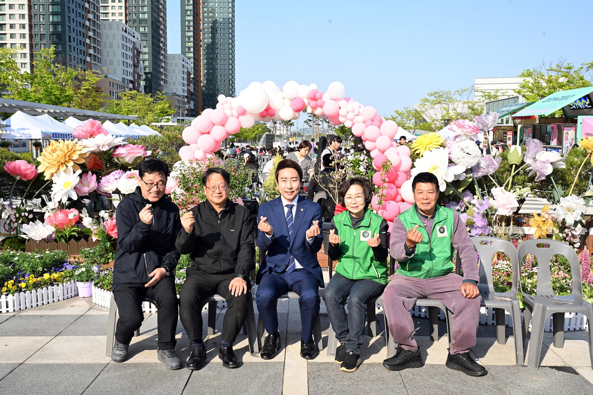 도시상징광장 '도심 속, 힐링 캠핑'_4