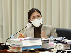 [2022행정사무감사] 김현미 의원,  “읍면동 자료 부실‧통합 관리 미흡…관내 업체 계약 확대”