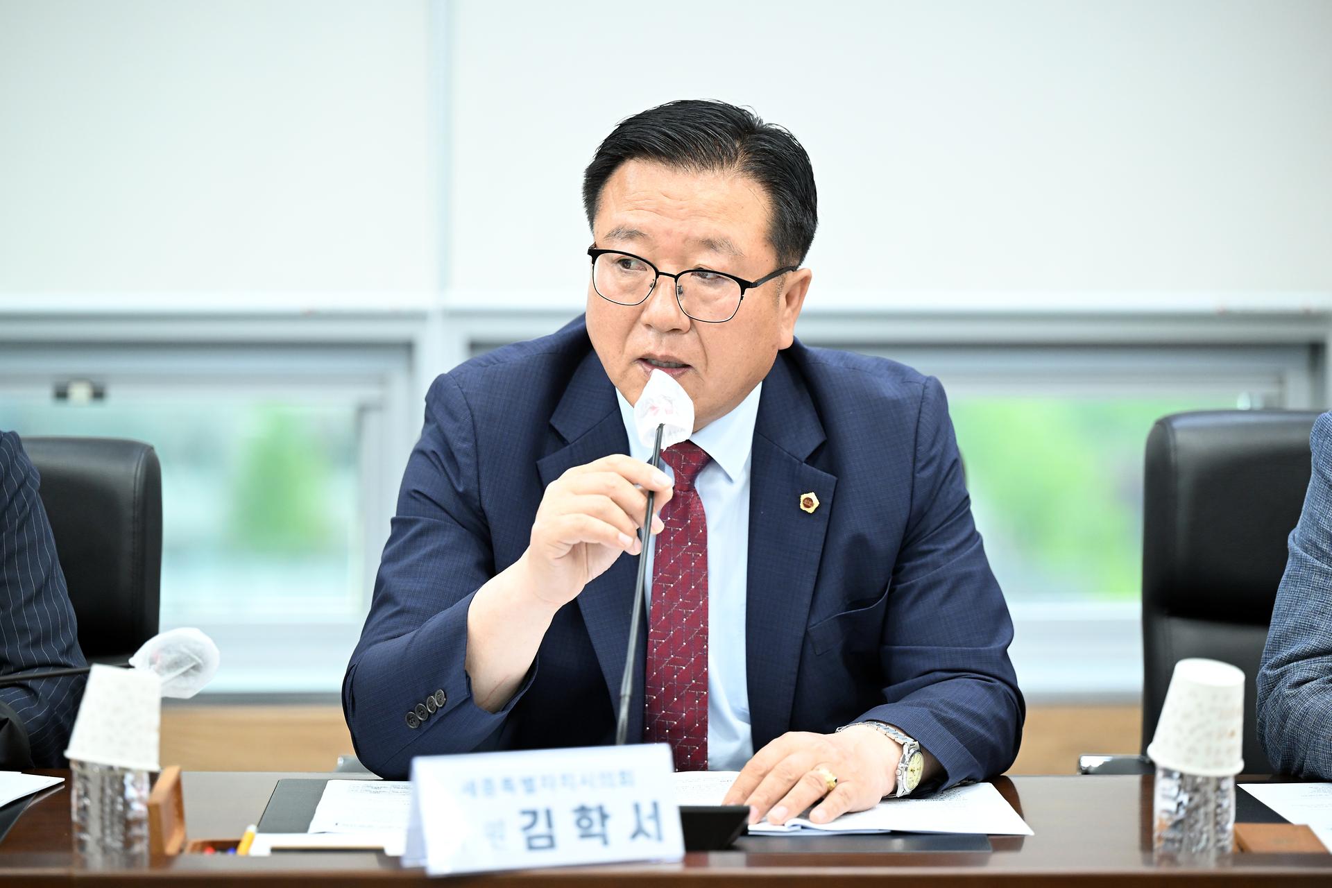 제98회 정례회 의정간담회_8