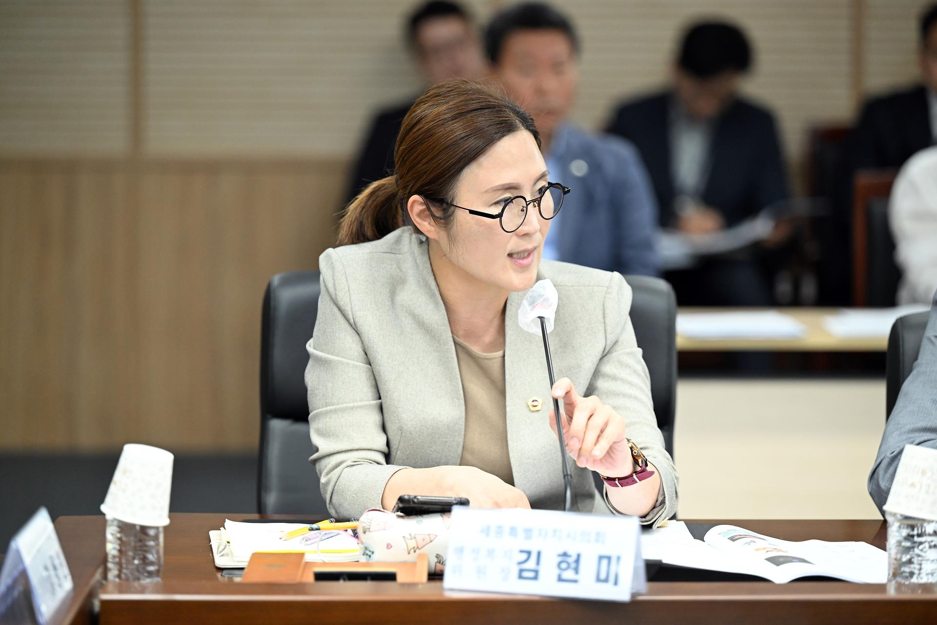 제98회 정례회 의정간담회_9