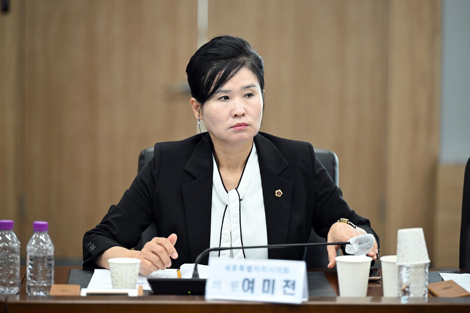 제98회 정례회 의정간담회_13
