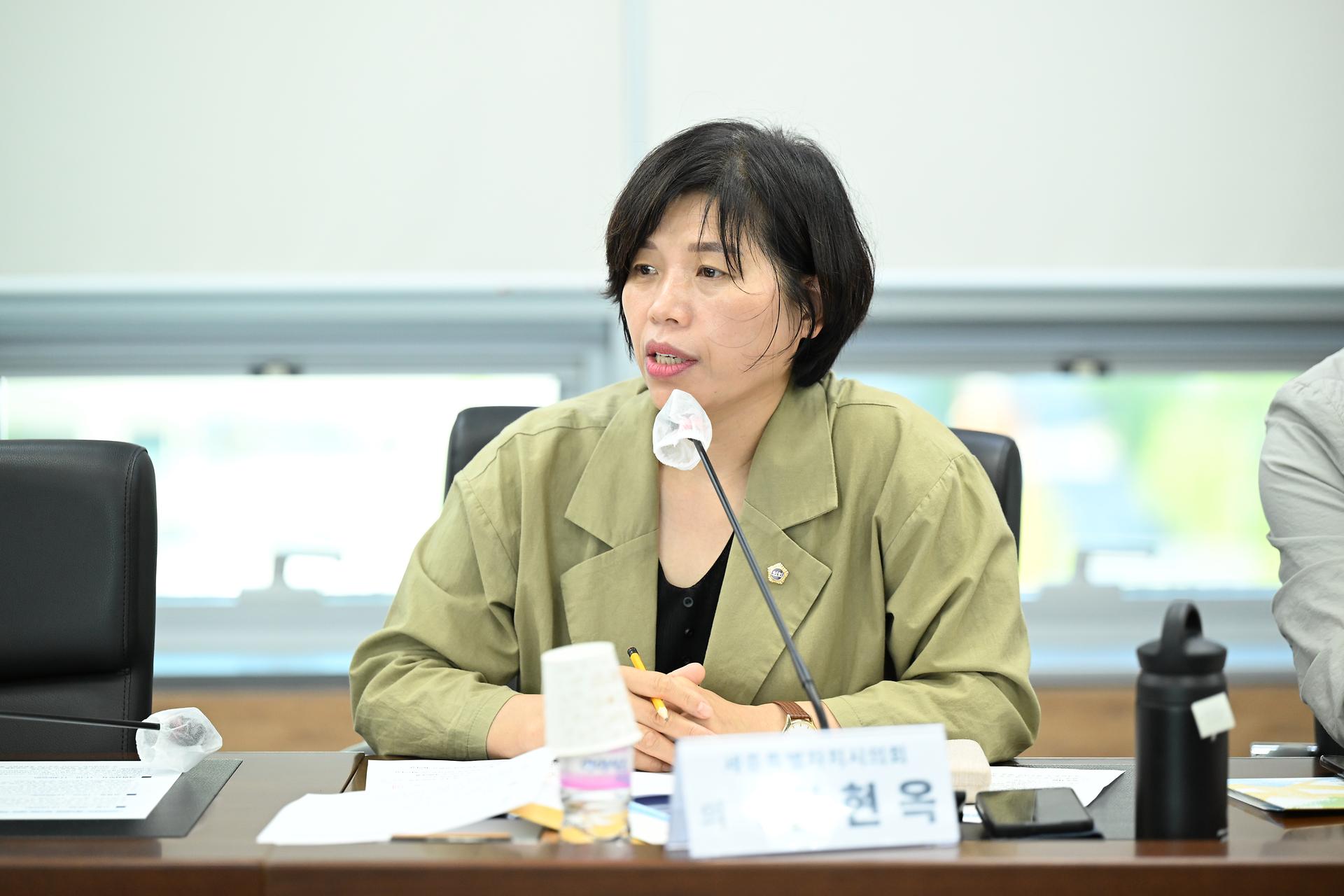 제100회 임시회 의정간담회_8