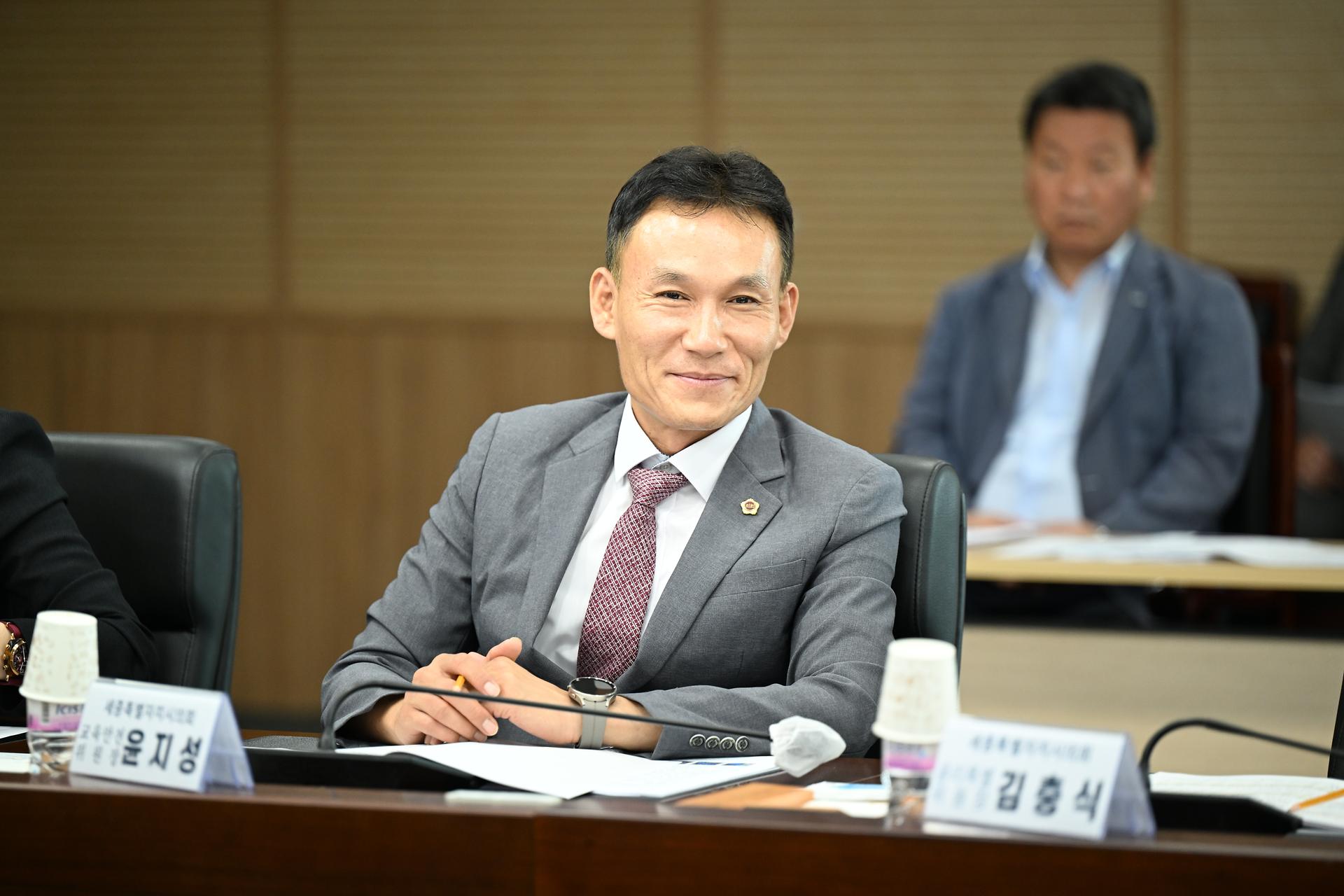 제100회 임시회 의정간담회_12