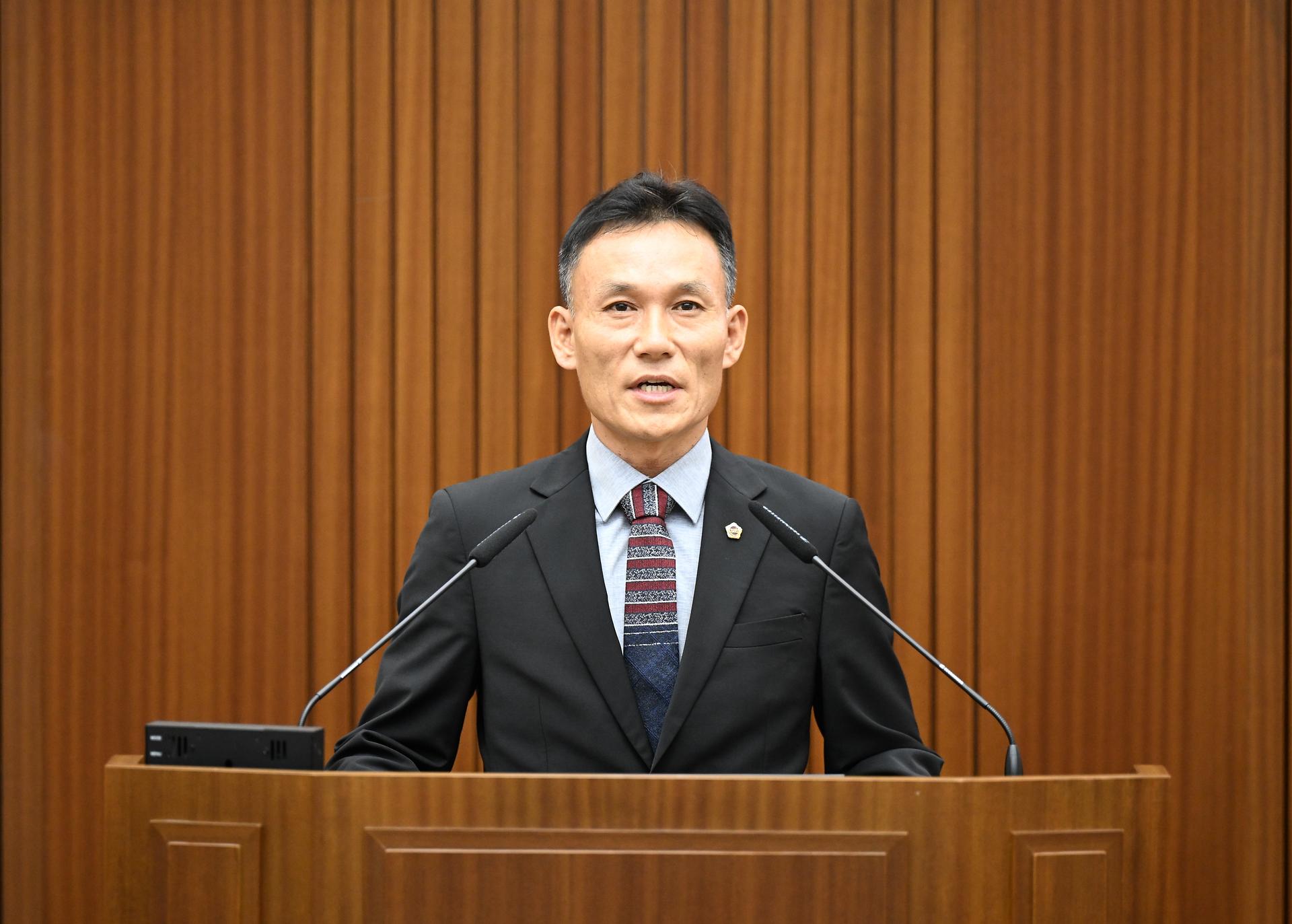 제100회 임시회 제2차 본회의_10