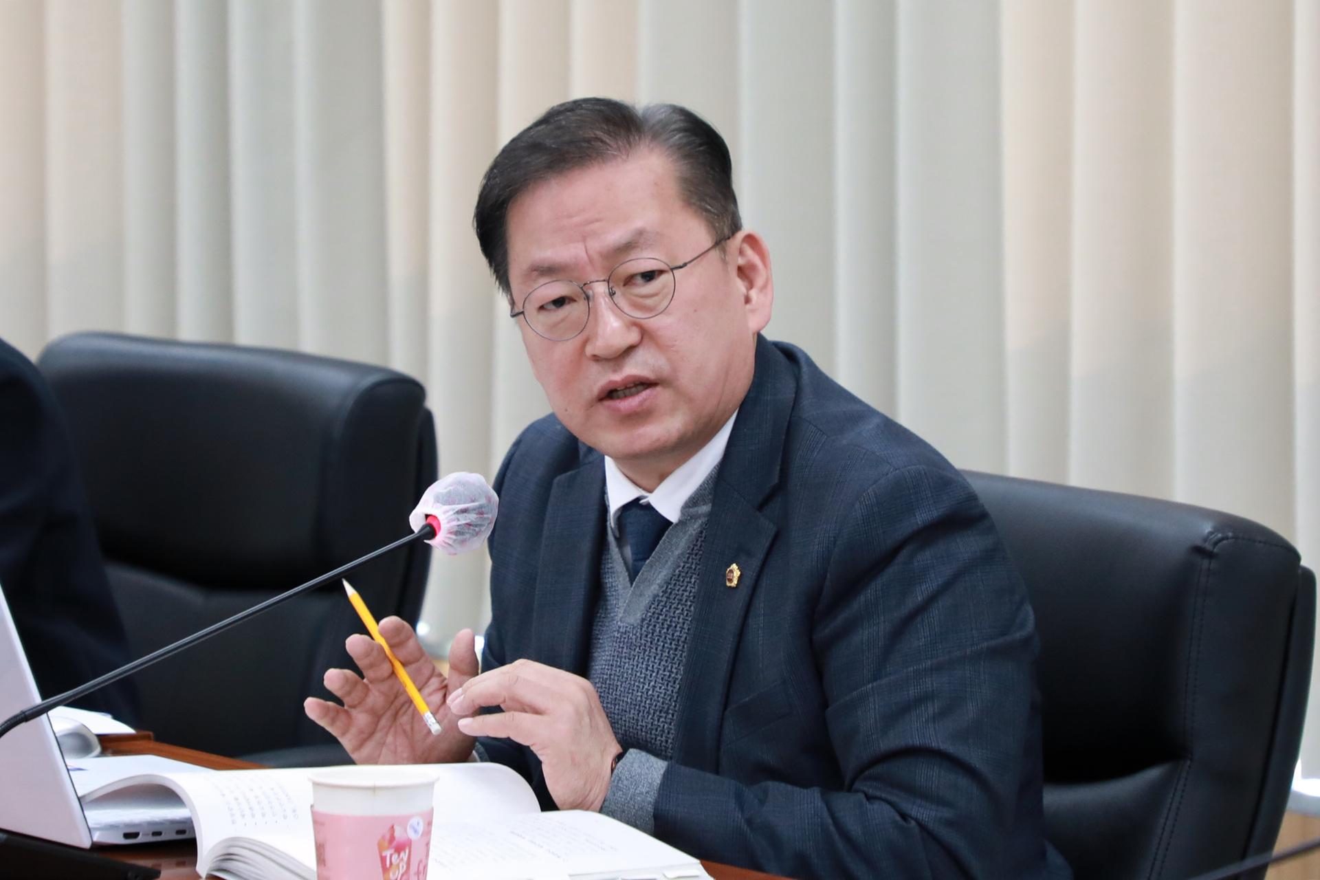 제103회 임시회 교육안전위원회 제2차 회의_4