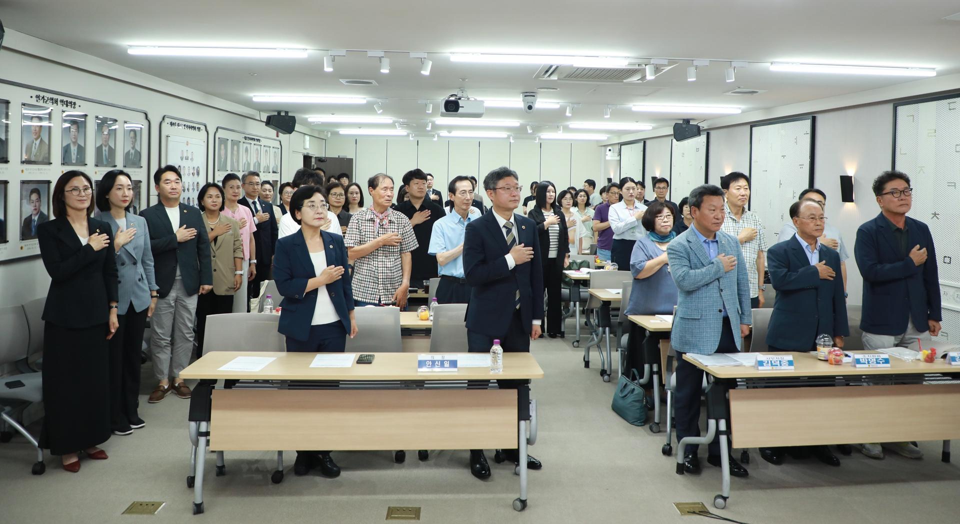 제5기 의정모니터 위촉식 및 오리엔테이션_3