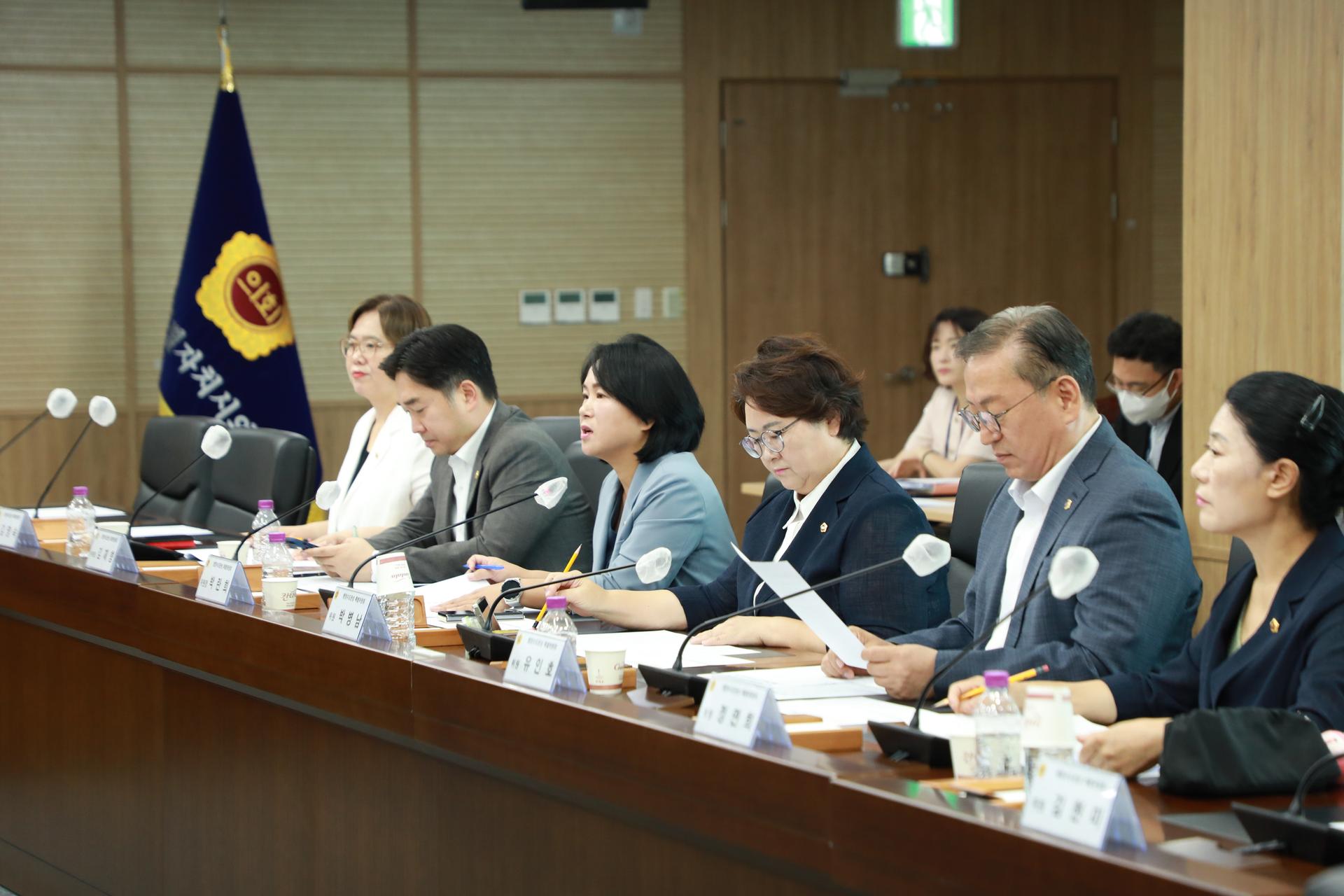 행정수도완성 특별위원회 간담회 016_23
