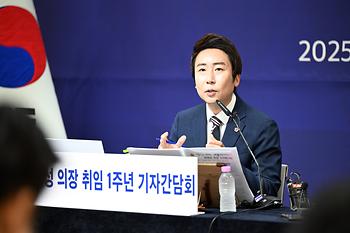 취임 1주년 기자간담회_5