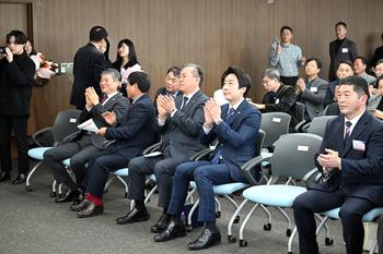 주민자치연합회장 이·취임식 및 신규위원 위촉식_7