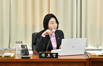 교육안전위원회 행정사무감사(4일차)_4