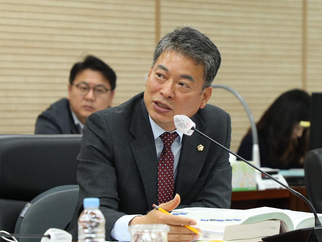 [2023 행정사무감사] 세종시의회 김광운 의원,  세종시설관리공단 과지급 임금에 따른 환수 지적_1