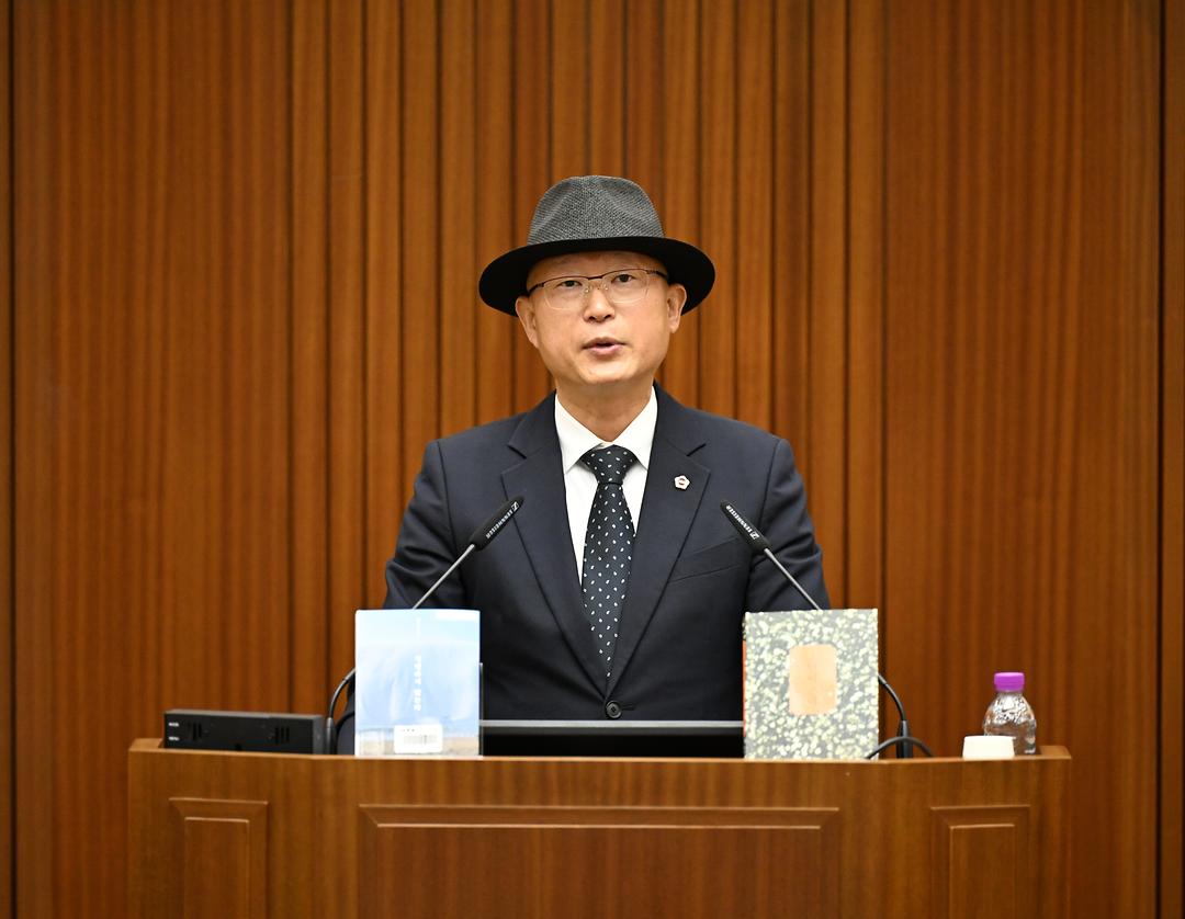 [5분 자유발언] 세종시의회 안신일 의원,  “노벨문학상 수상 열풍 못 따라가는 세종시 독서환경, 이대로 안된다!”_1