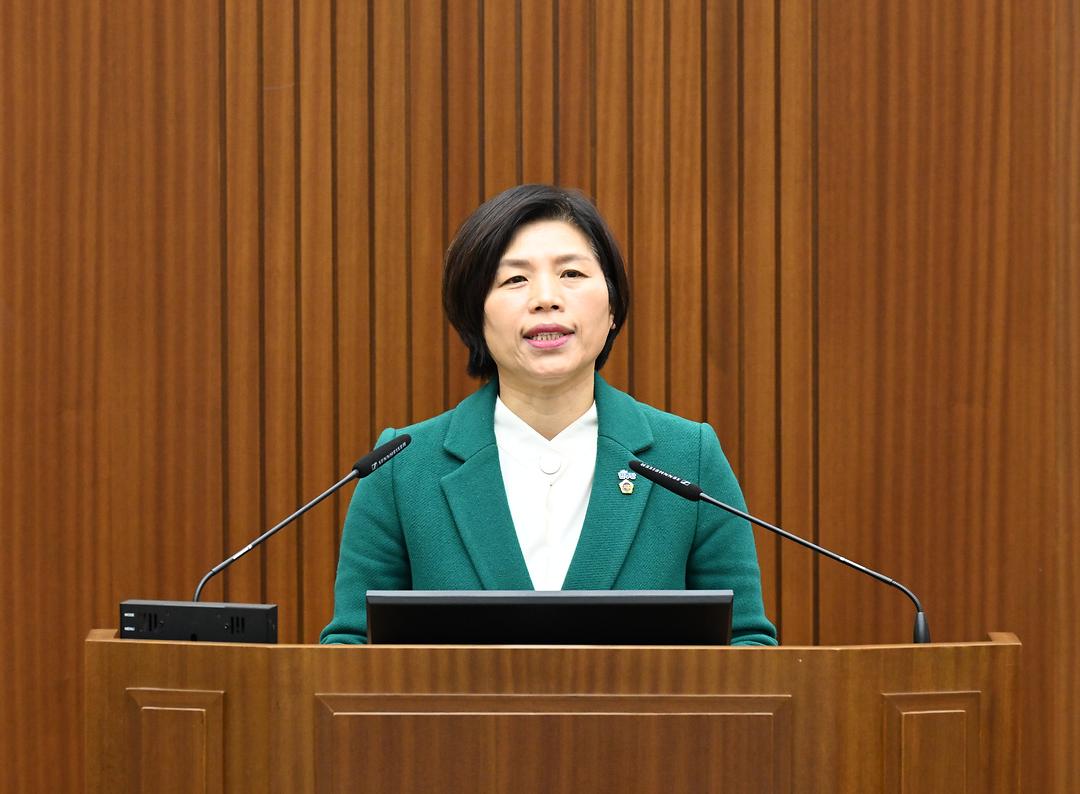 [5분 자유발언] 세종시의회 김현옥 의원, 반려동물 배변수거함 설치 및 친환경 정책 도입 제안_2