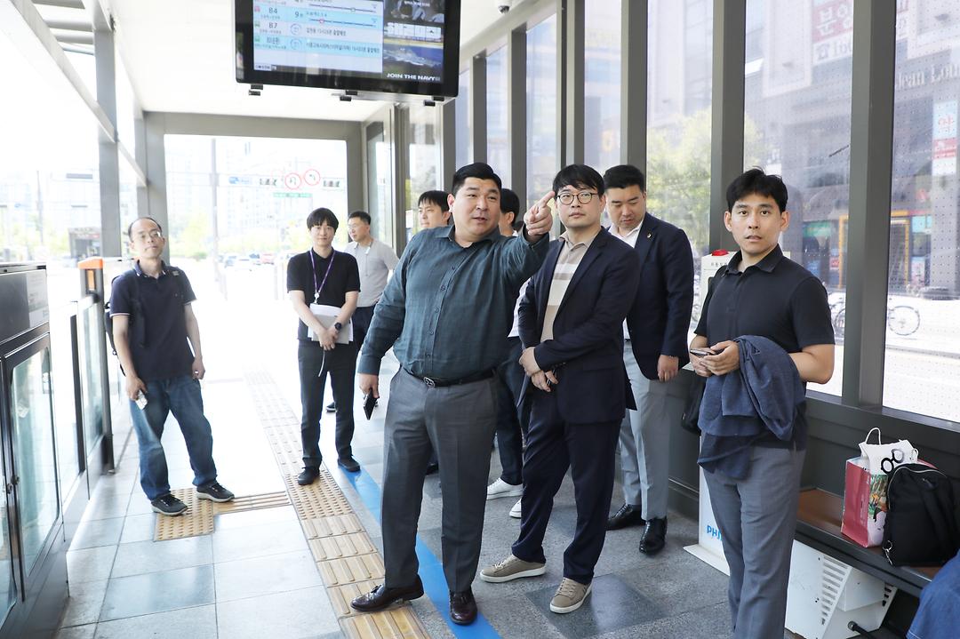 세종시의회, ‘세종시 친 보행자 환경조성을 위한 대중교통 개선 연구모임’ 제3차 간담회 및 현장방문 실시_2