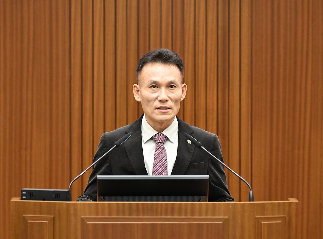 [5분 자유발언] 세종시의회 윤지성 의원, “세종 동 지역 학습격차 해소, AI기반 미래교육 혁신모델 도입해야”_1