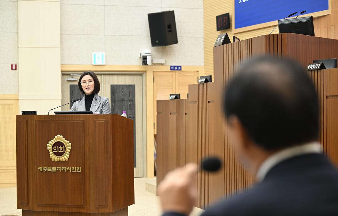 [시정질문] 세종시의회 김현미 의원, ‘시정4기 재정운용 위기 비판, 책임있는 마무리 촉구’_2