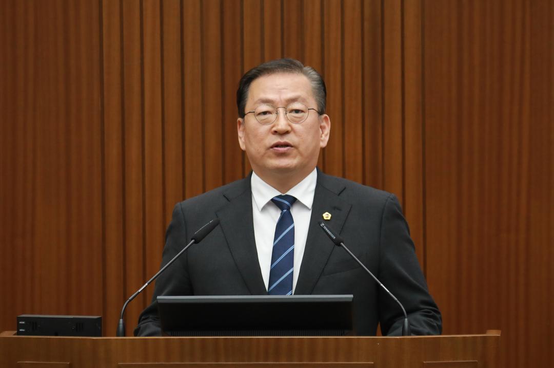 [5분 자유발언] 세종시의회 유인호 의원,  “또 정원인가? 시민 공감 없는 일방적 정책”_1