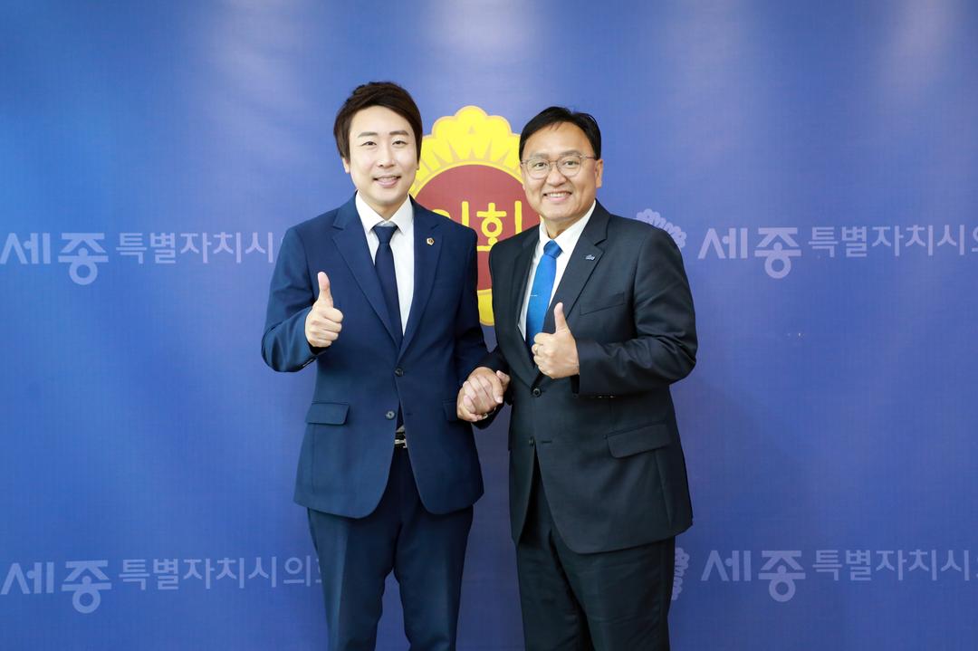 세종시의회 임채성 의장, 조상호 시장 당선인과 차담_4