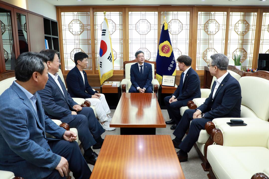 세종시의회 안신일 의장, 경기·인천시의회 방문단 접견_4