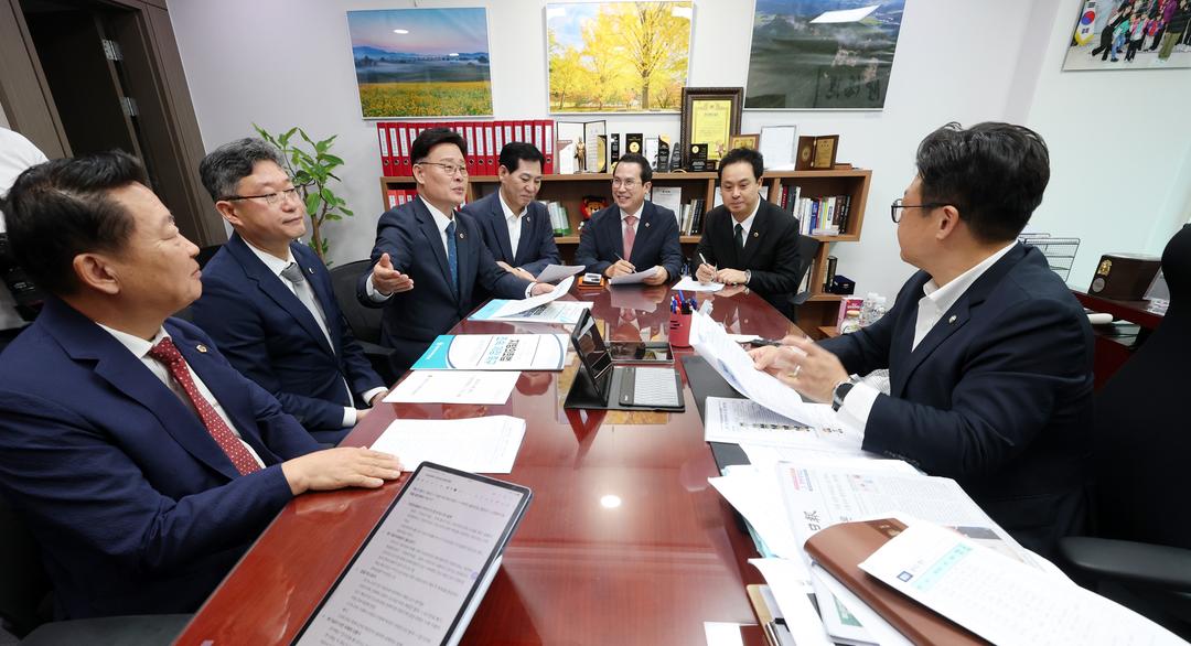 세종시의회, 강명구 행안위 간사 면담… 「지방의회법」 연내 제정 촉구_4