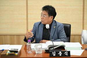 [2024 행정사무감사] 세종시의회 김충식 의원,  “외로움전담관 설치 후 직원 기대만큼 사업 추진하고 있나?”