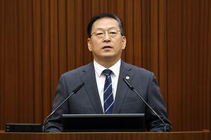 [5분 자유발언] 세종시의회 유인호 의원, “흰지팡이로도 안전할 수 없는 세종”