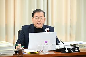 세종시의회 유인호 의원, “세종시 관내 초등학교 통학로 우회전 차량에 위험 노출”